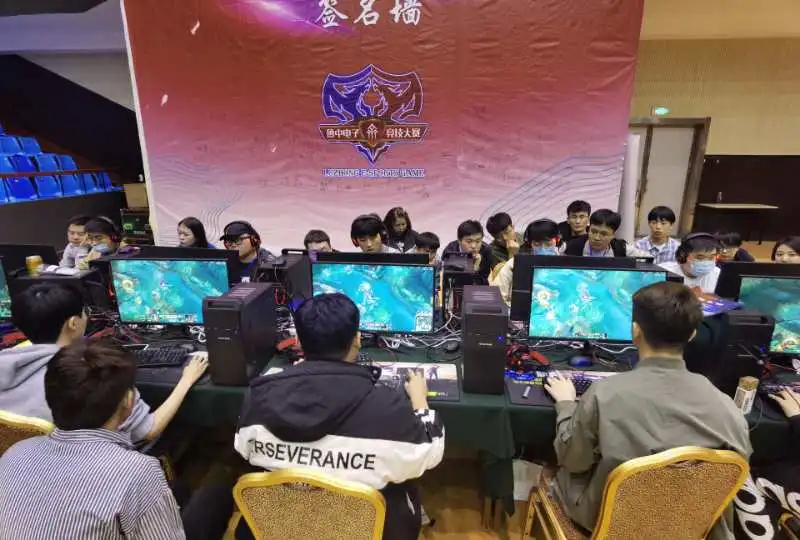 在羽毛球这 在羽毛球这