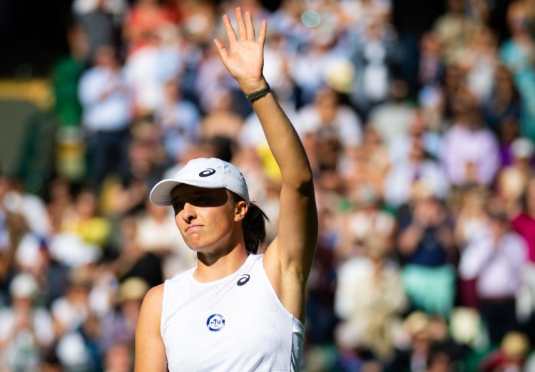 在两者的交 在两者的交