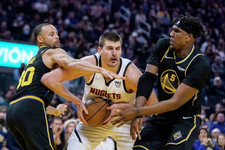 球迷看到的 球迷看到的